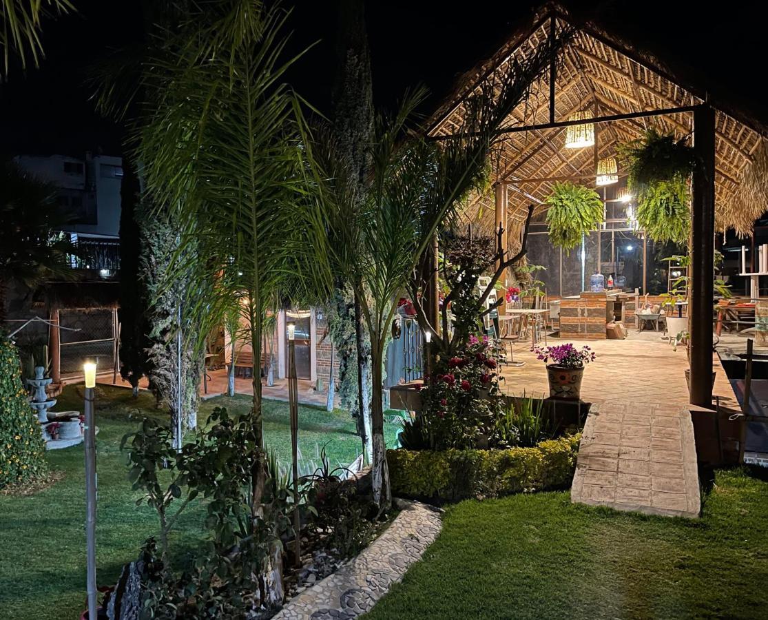 Jardin Quinta Fuentes Cabanas, Valsequillo.